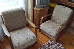 Замена поролона и обивки на дачных креслах