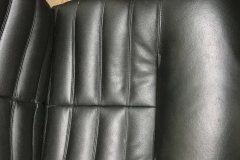 Ремонт сиденья компьютерного стула с сохранением обивки из натуральной кожи